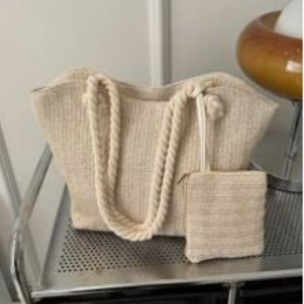 Beige two piece beach tote